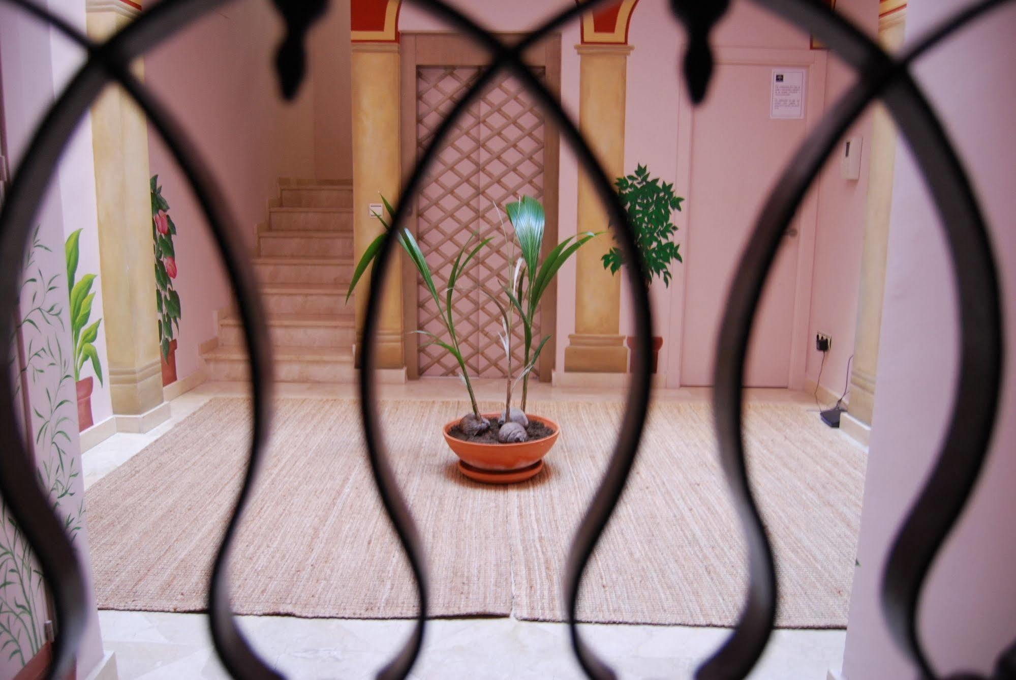 Life Apartments Giralda Suites Sewilla Zewnętrze zdjęcie